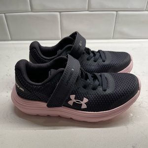 Toddler Girls Under Armour size 11. Black and pink. Velcro top! Like new!